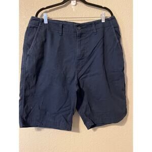 Old Navy men’s Chino shorts